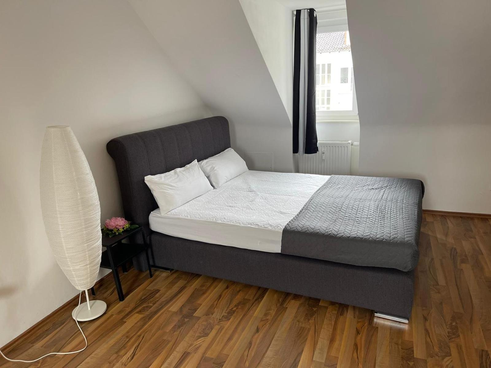 Geraeumige 3-Zimmer-Ferienwohnung Im Herzen Von 카셀 외부 사진