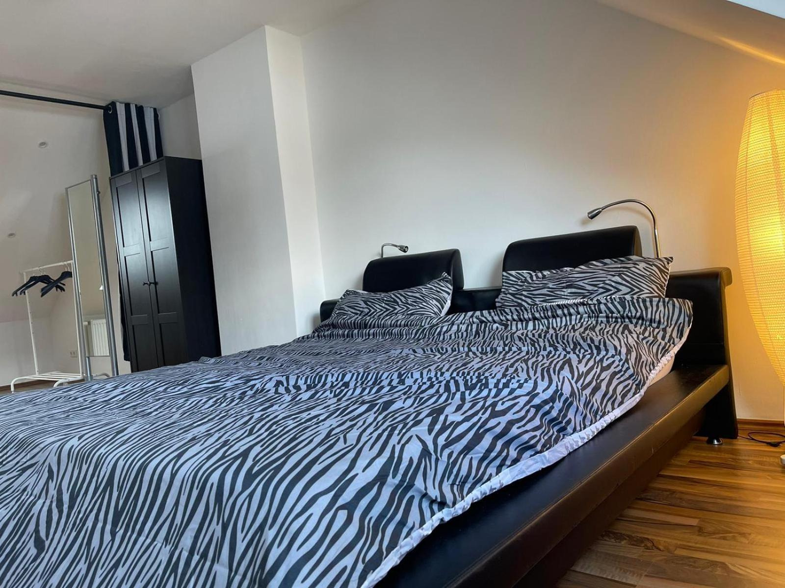 Geraeumige 3-Zimmer-Ferienwohnung Im Herzen Von 카셀 외부 사진