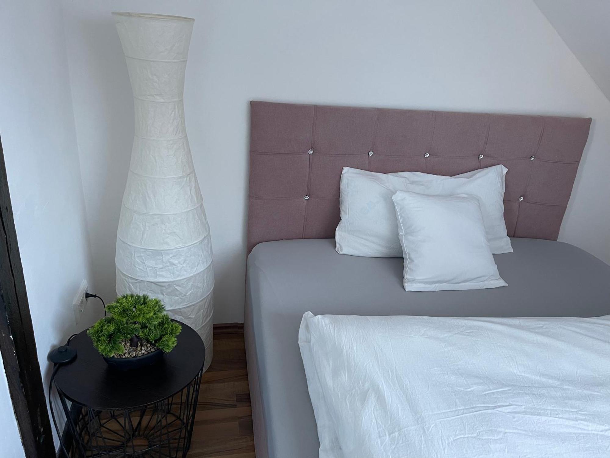 Geraeumige 3-Zimmer-Ferienwohnung Im Herzen Von 카셀 외부 사진